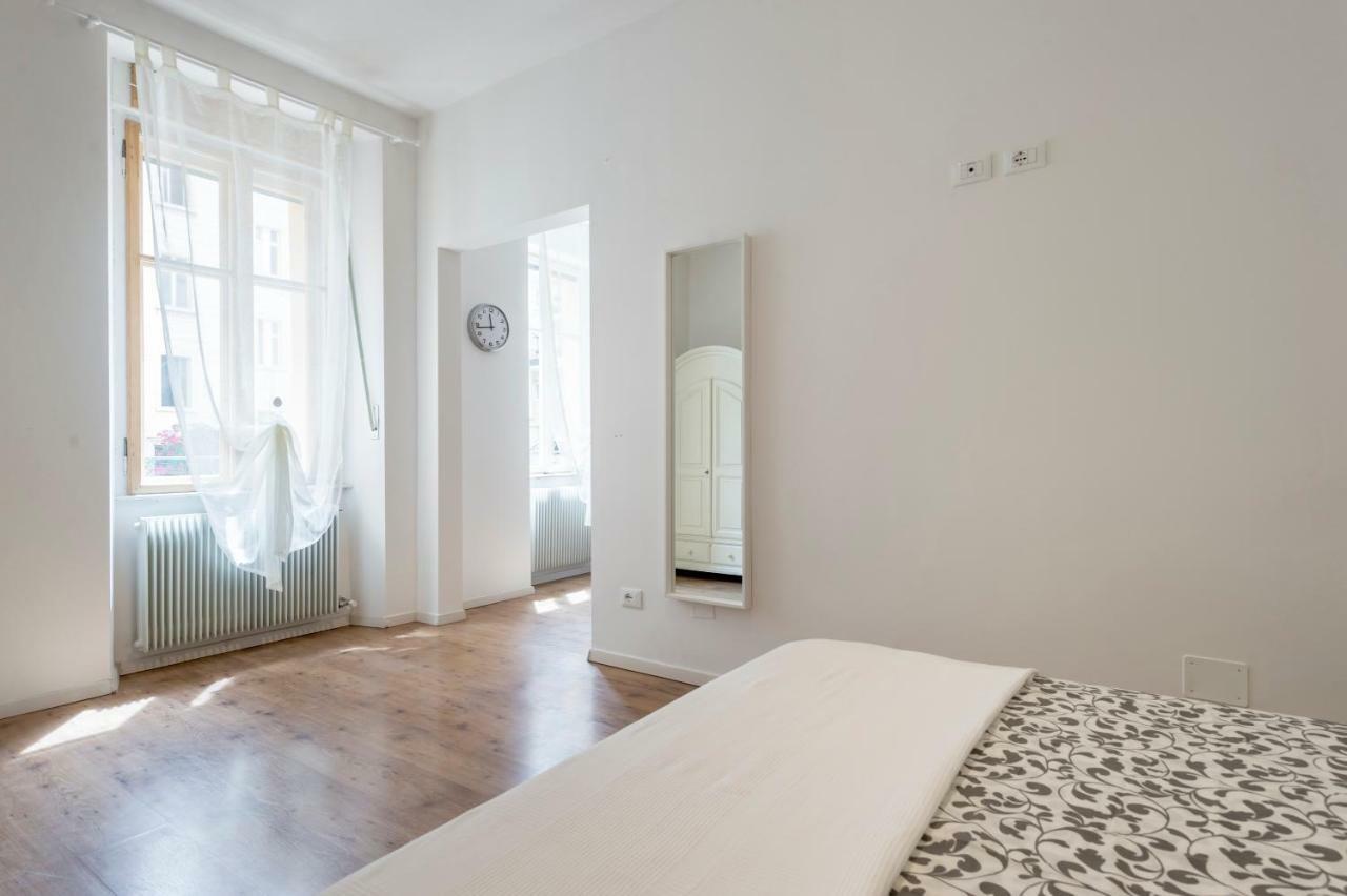 Zara Apartment Тренто Екстериор снимка